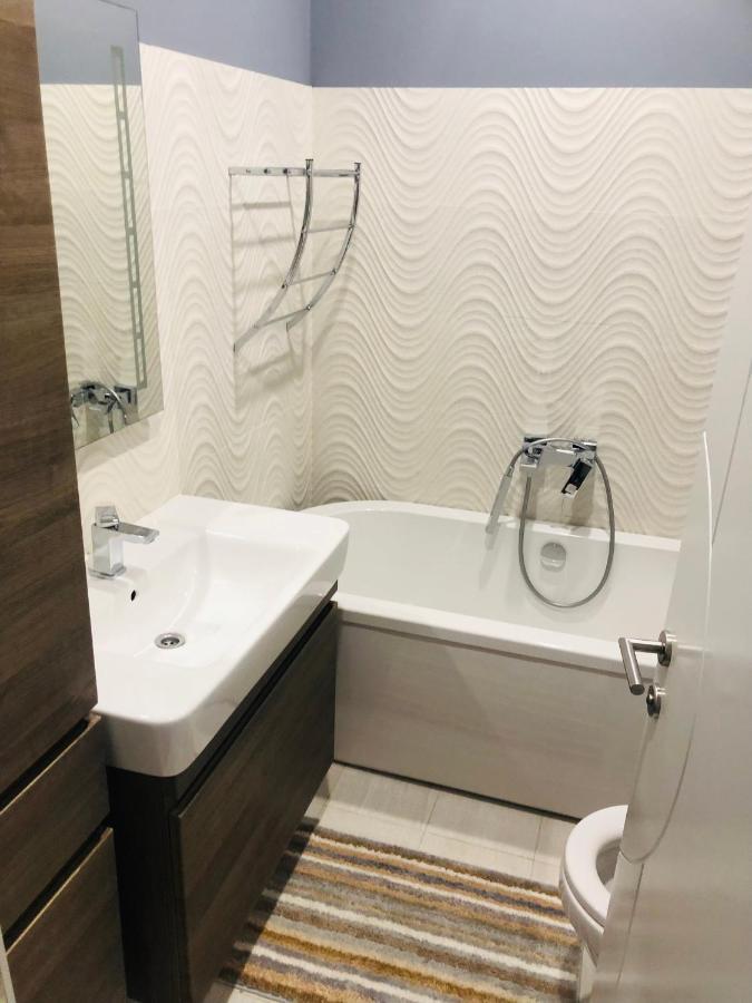 Swiss Central Luxury Apartment 132M2 ซาราเยโว ภายนอก รูปภาพ