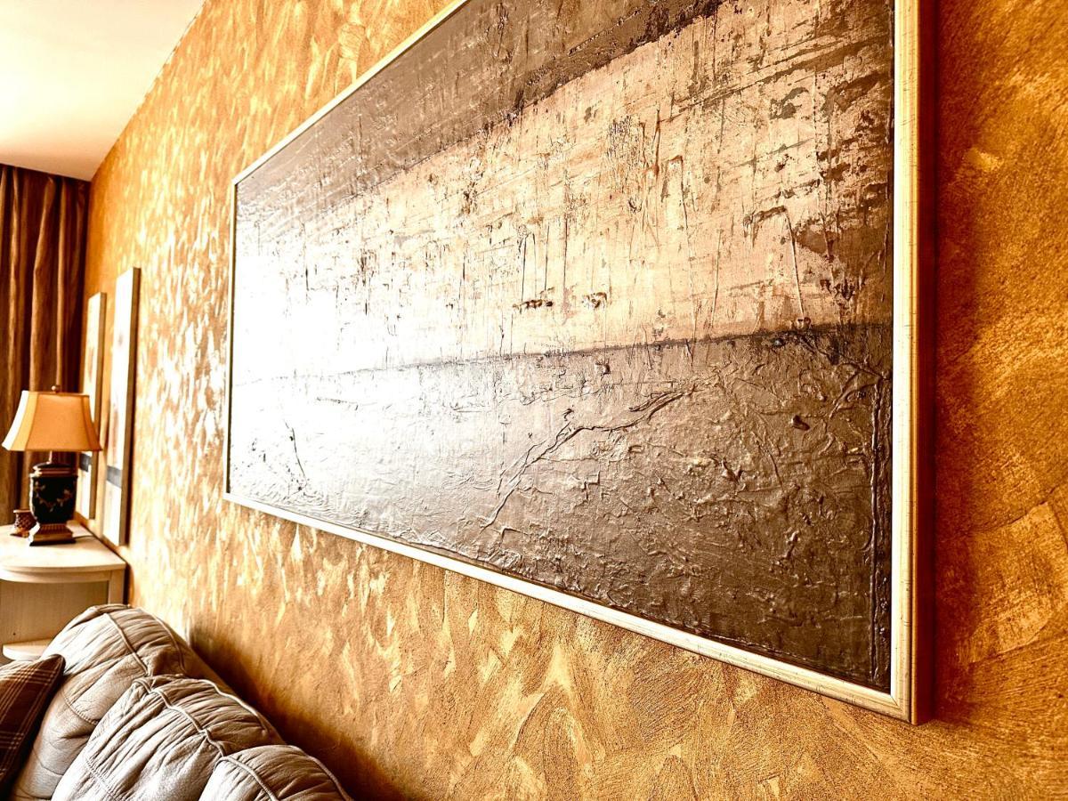 Swiss Central Luxury Apartment 132M2 ซาราเยโว ภายนอก รูปภาพ